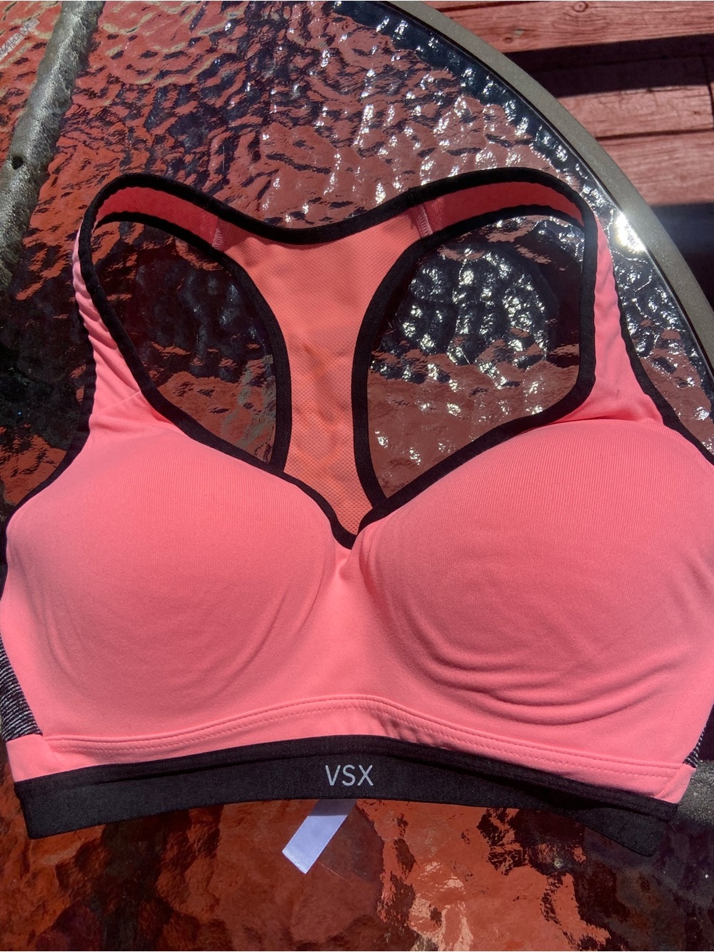 VSX Sport Victoria’s Secret Coral Sports Bra 32D Racerback Medium Support